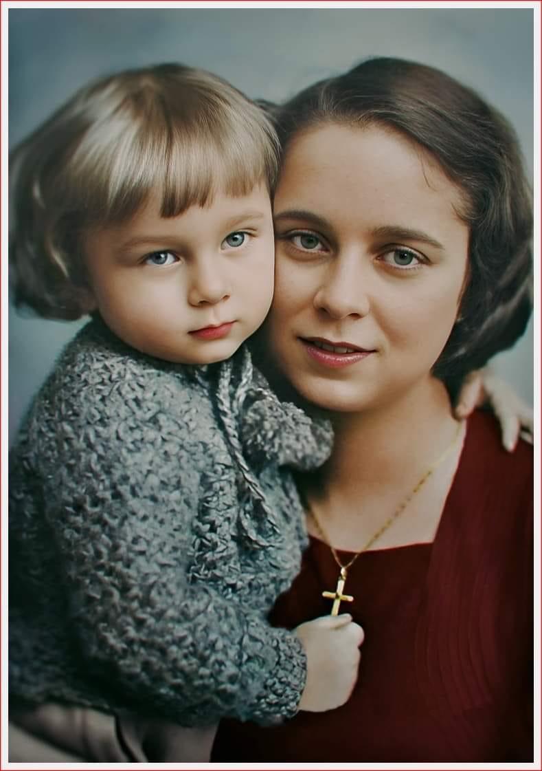 Patru decenii de la moartea omului, nouă decenii de la nașterea poetului. ​​​​​​​Nichita Stănescu, închinăciune de decembrie 18875562