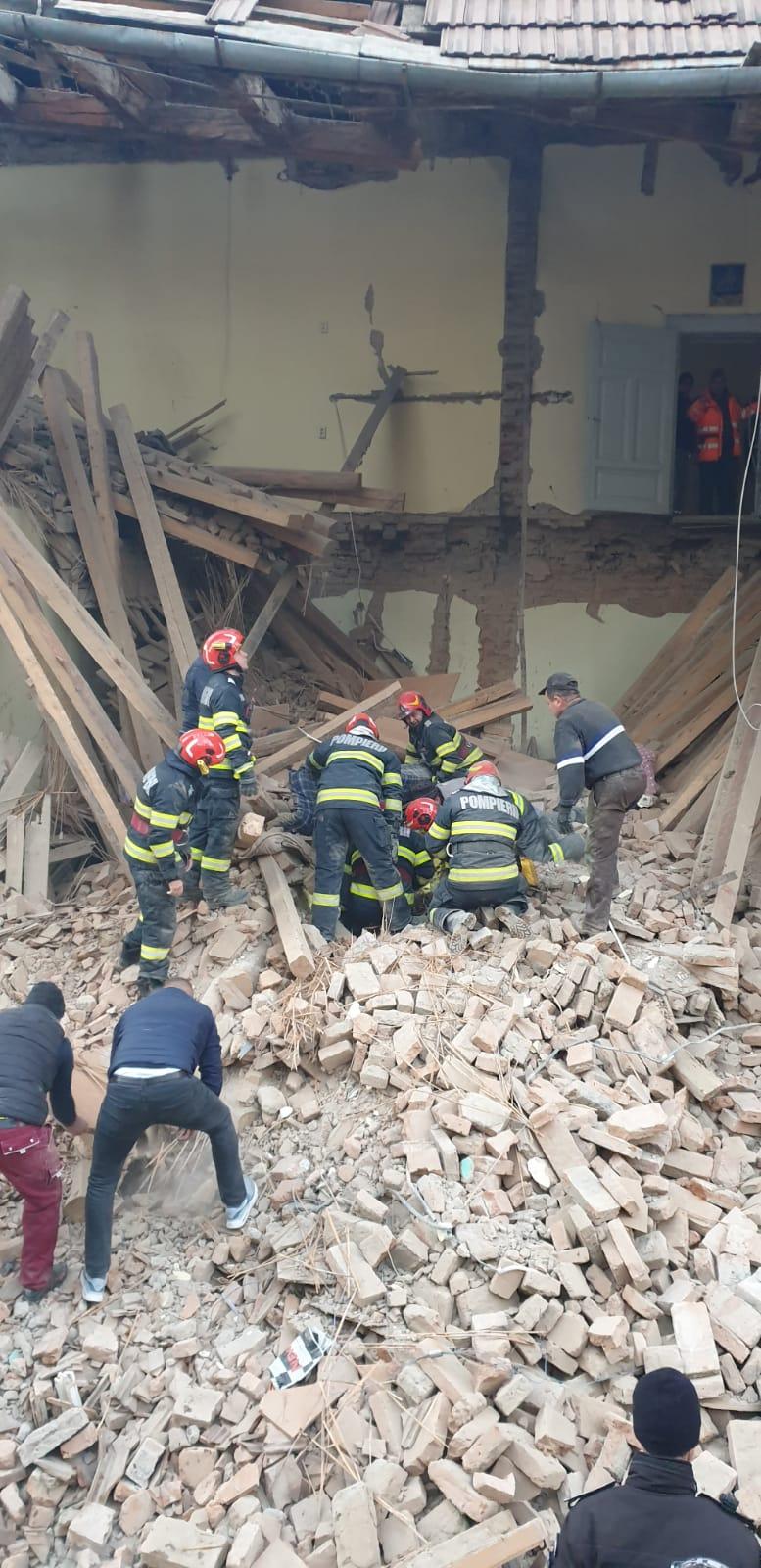 Tragedie la liceul din Odorheiu Secuiesc: Una dintre victime a murit 18875775