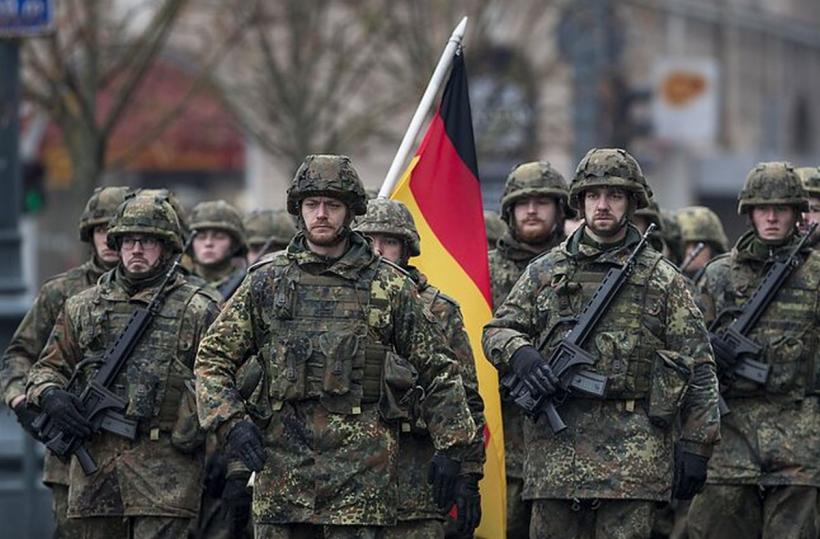 „Europa intră în era războaielor”. Nemții și britanicii iau în calcul serviciul militar obligatoriu