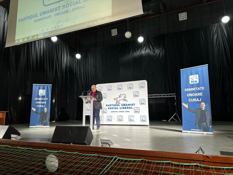 Umaniștii se țin de cuvânt: conferință de alegeri într-un fief PNL 18876492