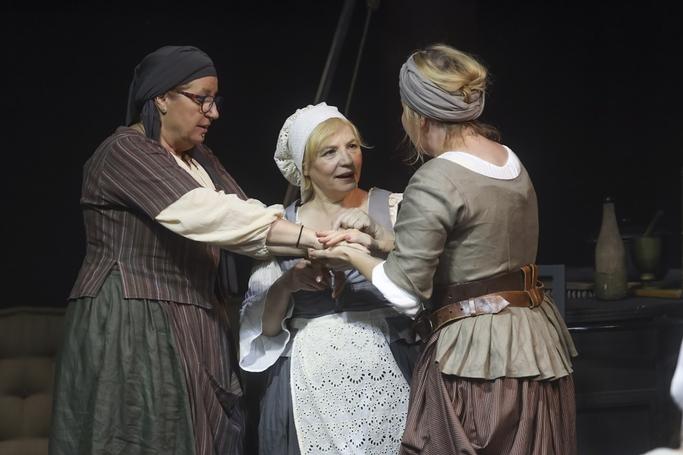 Teatrul Național ”I.L. Caragiale” din București aniversează în luna decembrie 2023, 50 de ani în inima României 18876411