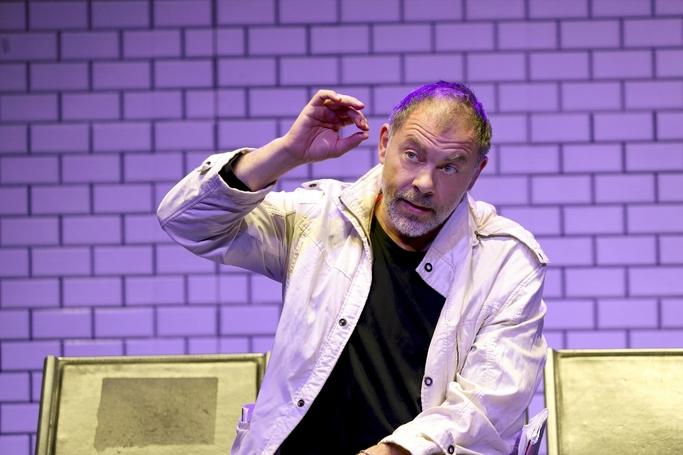 Teatrul Național ”I.L. Caragiale” din București aniversează în luna decembrie 2023, 50 de ani în inima României 18876412