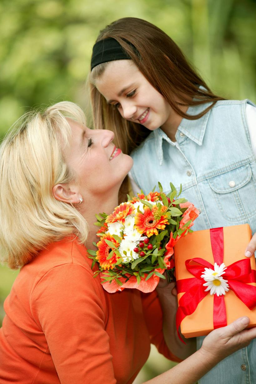 25 decembrie 2023: Peste 700.000 de români îşi sărbătoresc onomastica în prima zi de Crăciun 18876761