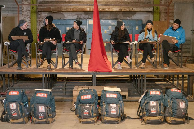 America Express, lider de audiență. Adrenalină la cote maxime, la proba zborului acrobatic. Diseară sunt desemnate cele două echipe finaliste! 18876978