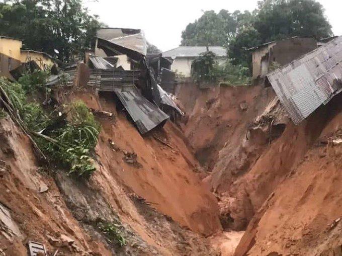 Zeci de cadavre, descoperite în zonele din Congo afectate de inundații și alunecări de teren
