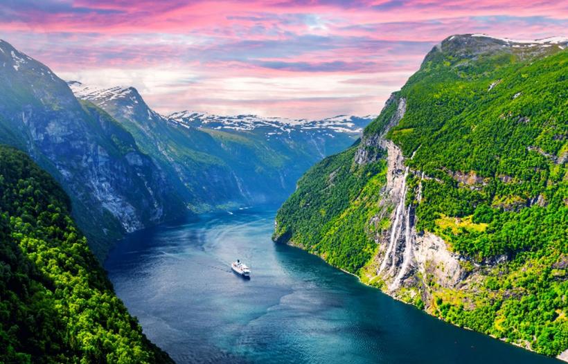 Vacanțele ieftine care ajung de trei ori mai scumpe 18877379