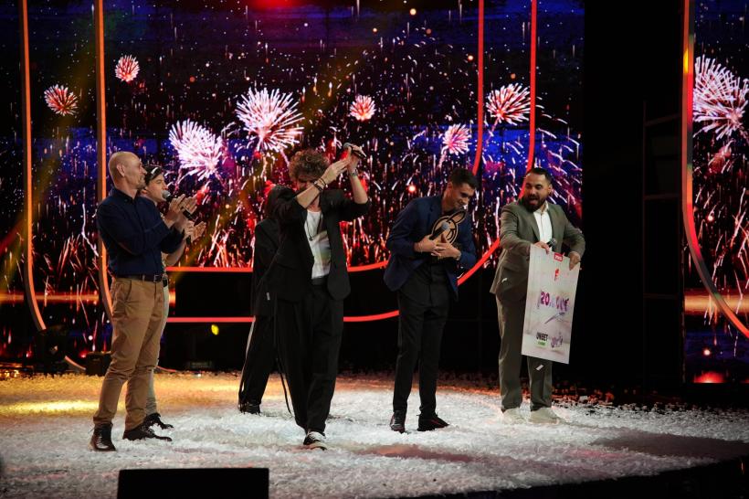 Florin Gheorghe este câştigătorul celui de-al 15-lea sezon iUmor. Cosmin Natanticu: ,,Ai avut un moment demn de finală, bravo!” 18877741