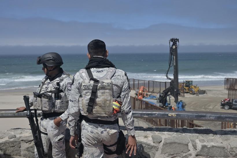 Americanii vor redeschide mai multe puncte de trecere a frontierei 18877972