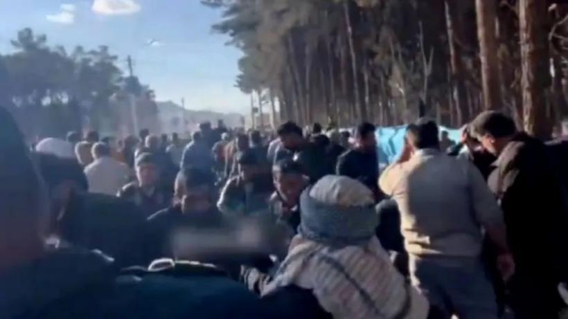 Două explozii aproape de mormântul generalului iranian Qasem Soleimani. Cel puțin 103 de persoane au fost ucise