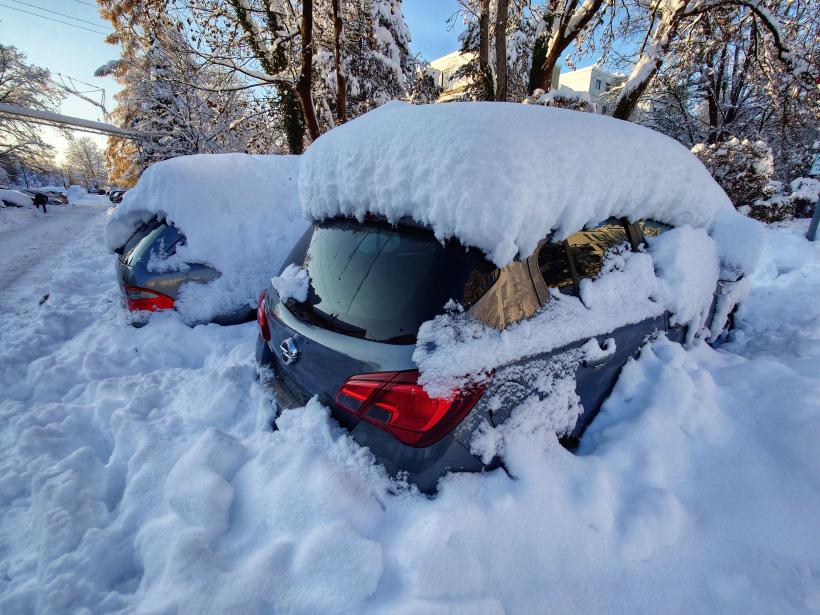 Un ciclon polar lovește România în următoarele zile. Temperaturile scad și cu 20 de grade 18878248