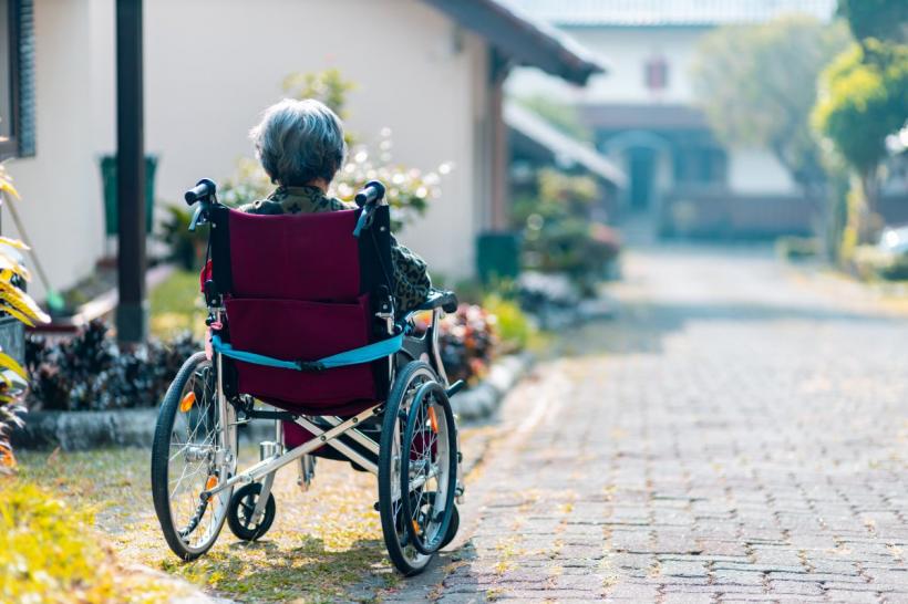 Dreptul la pensie de invaliditate pentru persoanele afectate de boli sau accidente: Ce trebuie să știi