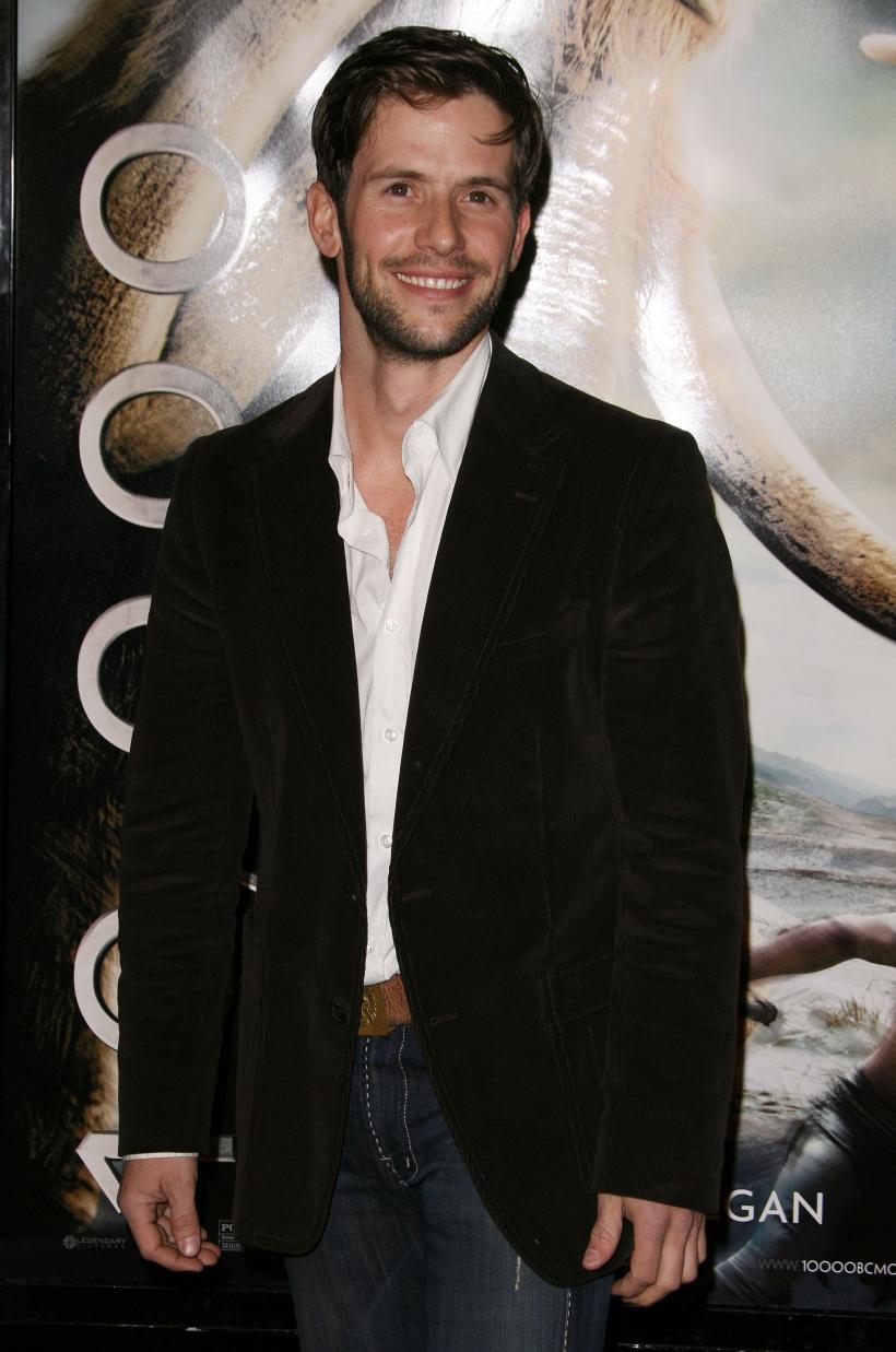 Tragedie la Hollywood: Actorul Christian Oliver murit într-un accident de avion în Caraibe, împreună cu cele două fiice 18878381