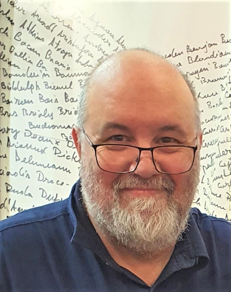 Interviu-brici cu istoricul Ovidiu Pecican, profesor la Universitatea Babeș-Bolyai: ​​​​​​​România-matrioșka: cine ne conduce de fapt țara 18878738