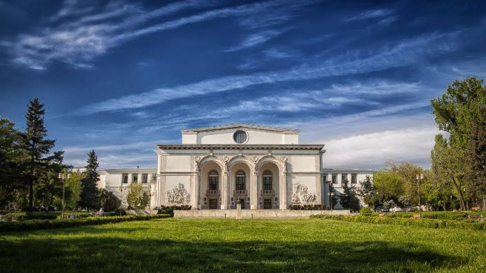 Premiera Oedipe de Enescu cu ocazia Zilei Culturii Naționale coincide cu aniversarea a 70 de ani de la inaugurarea Operei Naționale București 18878956