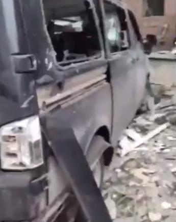 Hotel din Harkov, lovit de rachete rusești. 11 civili au fost răniți, case și mașini au fost avariate 18879113