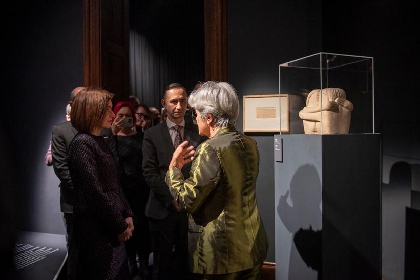 Maia Sandu a vizitat expoziția „Brâncuși: surse românești și perspective universale”, la Timișoara 18879422