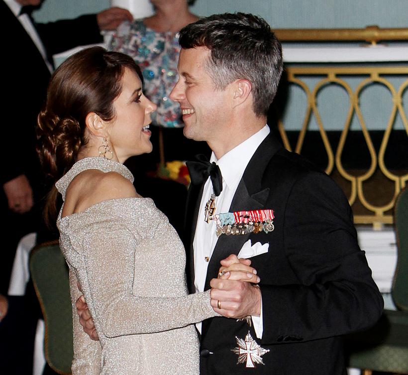 Regina Margrethe a II-a a Danemarcei a abdicat. Cine este noul monarh al țării 18879536