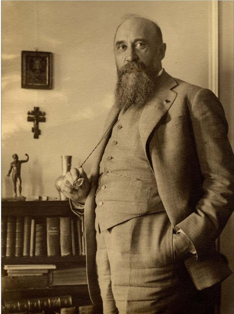 Mesajul președintelui Academiei, de Ziua Culturii Naționale: „Inculții, semidocții, grobienii, tupeiștii, șarlatanii, aroganții, delatorii, noii îmbogățiți urcă tot mai sus pe scara socială” 18879556