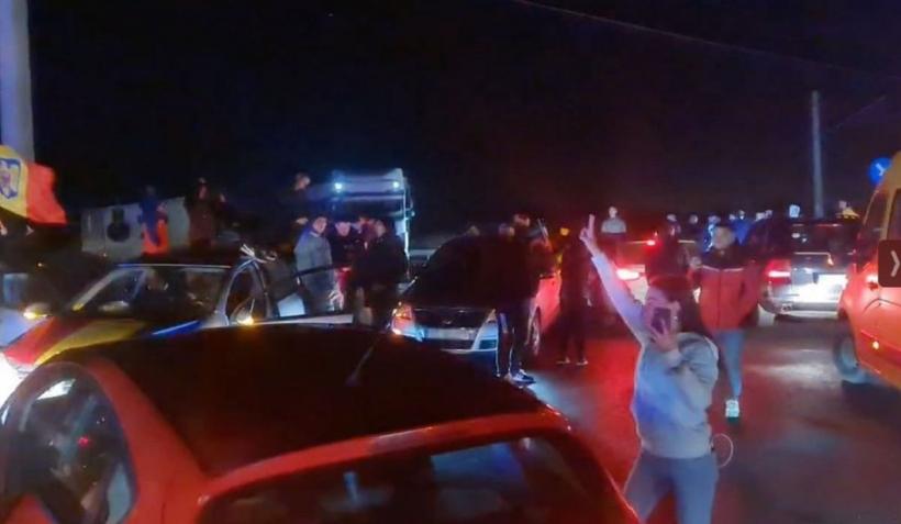Fermierii și transportatorii nu renunță la proteste! Intrarea în Portul Constanța, blocată  18879785