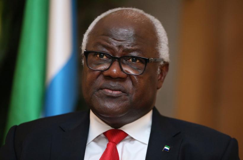 Sierra Leone îi permite fostului președinte Koroma să părăsească țara din motive medicale