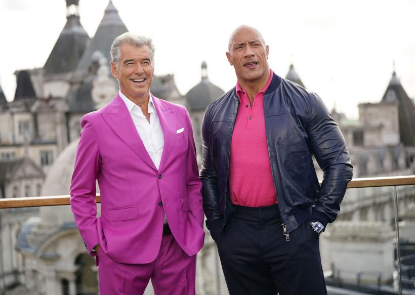 Actorul Pierce Brosnan, acuzat de încălcarea proprietății în Parcul Național Yellowstone. Starul ar fi intrat accidental într-o zonă interzisă 18880132