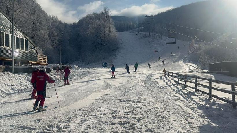 Astăzi se deschide pârtia de schi de la Luna Şes 18880557