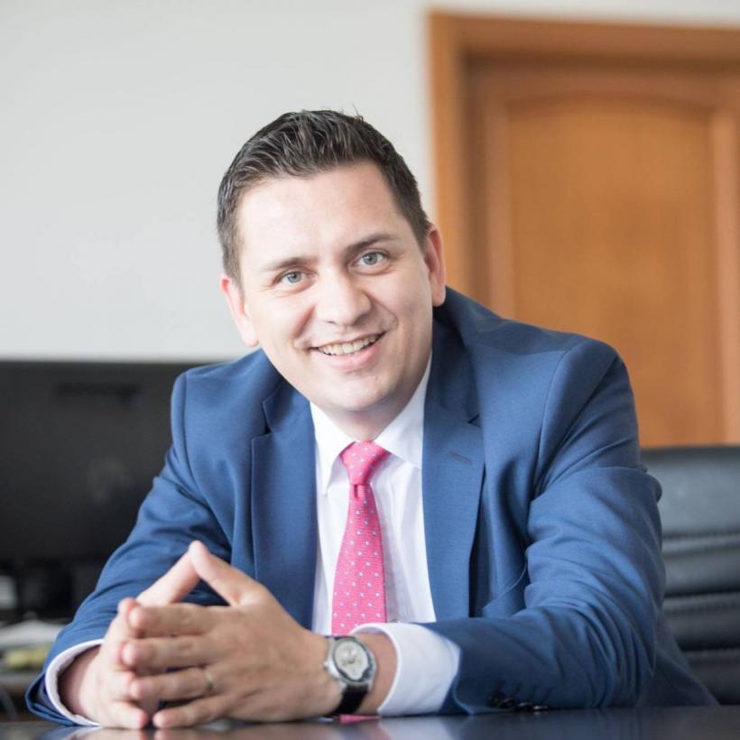 Bogații de la ASF nu vor să renunțe la bonusurile de zeci de mii de euro 18880659