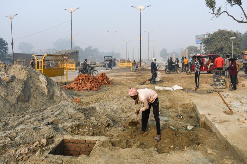 Autoritățile din India au construit un templu peste o moschee dărâmată în timpul unei revolte 18880760