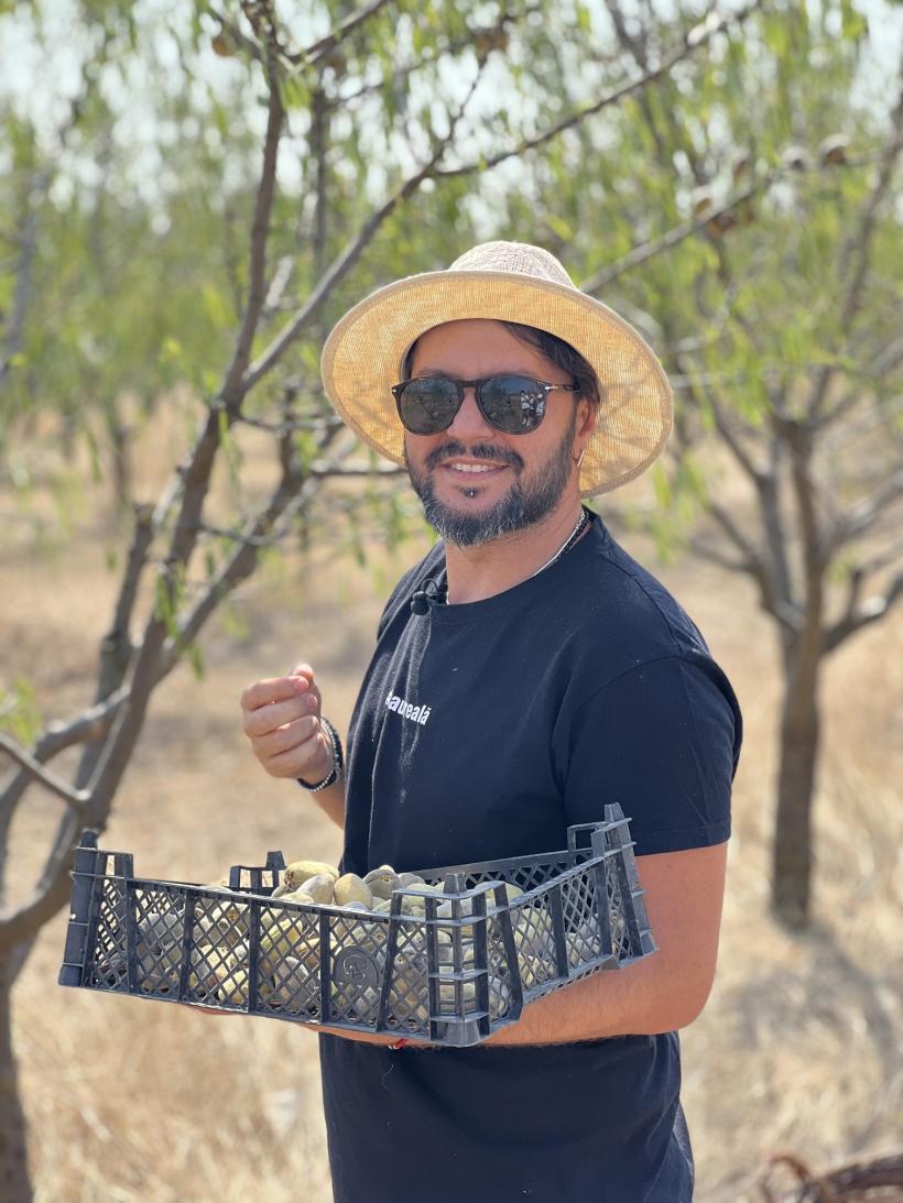 Ilona Brezoianu, Nicolai Tand, Marian Capet și Radu Bucălae fac echipă în cea de-a treia ediție a sezonului 10 Poftiți pe la noi! 18880858