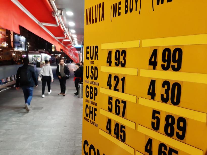 Bulgaria ne-a luat față: Leva se face euro, leul, ținut la gard 18880846