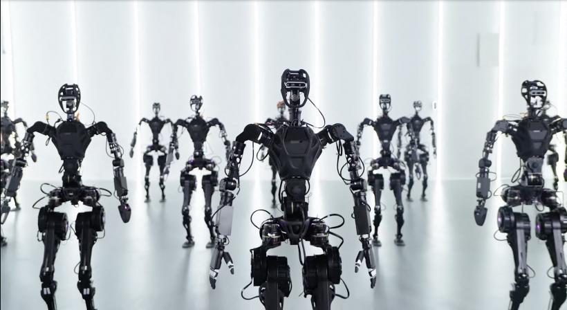 Oamenii versus roboți: cine sunt mai utili și mai ieftini? AI amenință piața forței de muncă
