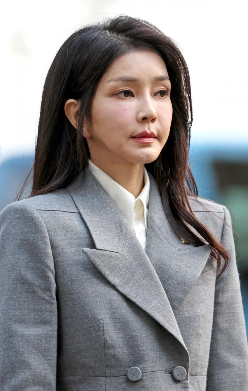 Geanta Dior primită de Prima Doamnă a Coreei de Sud aruncă în haos Guvernul de la Seul 18881364