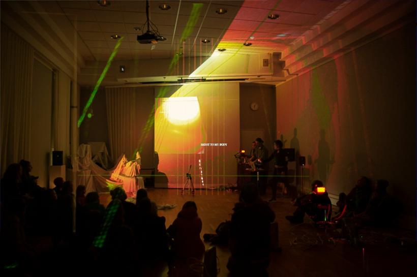 Viitorul artelor performative, la legătura dintre dans și tehnologie, explorat într-un Dance Hack în Finlanda, Ungaria și România 18881998