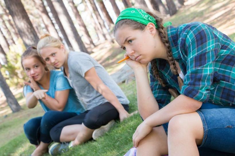 6 piedici în calea unei vieți normale 18882307