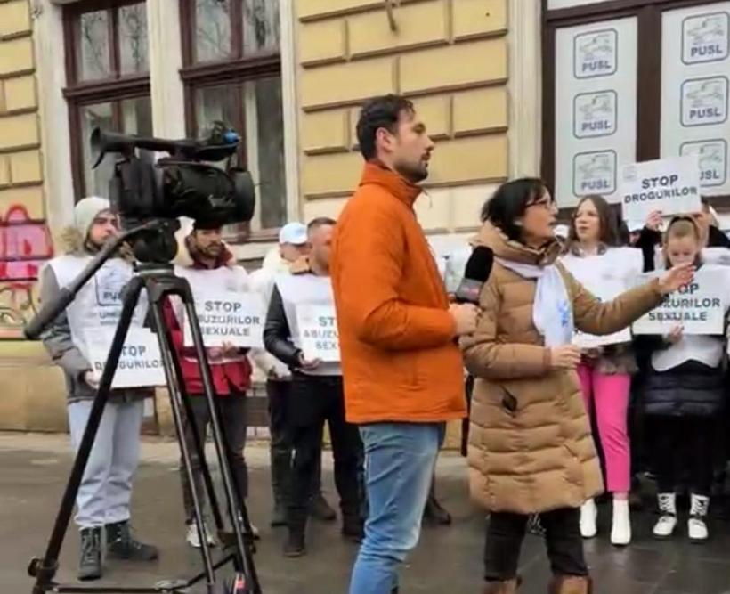 PUSL, protest la Cluj: cerem Parchetului să facă lumină în cazul fondatorului UNTOLD, acuzat de abuzuri sexuale cu minori 18882800