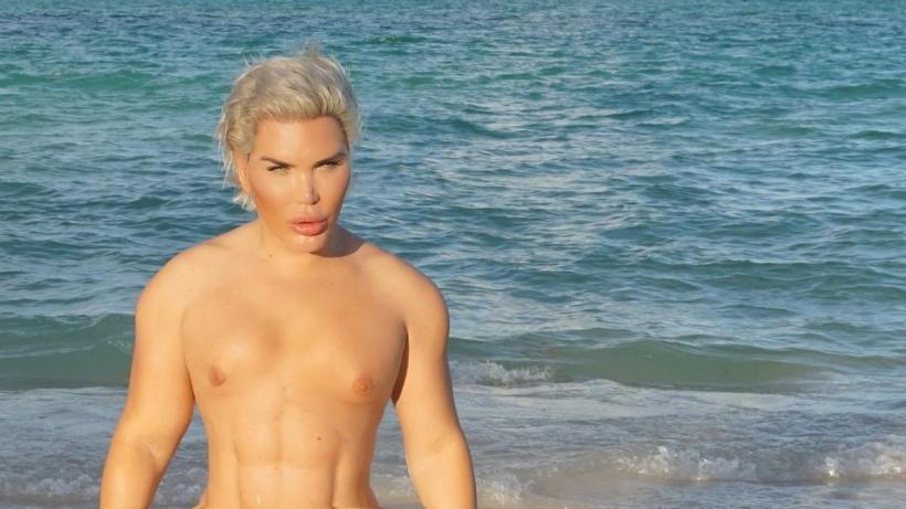 Cum arată acum Jessica Alves, bărbatul transformat în femeie. Tranziția de la păpușa Ken la păpușa Barbie 18882909