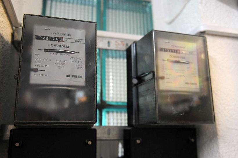 Curent + gaz = 100.000 de euro/lună, la Palatul Cotroceni. Contracte atribuite fără licitație 18882966