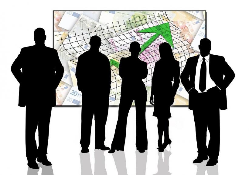 Analiză ZF: numărul de salariaţi și salariile au atins un maxim istoric în România 18883023