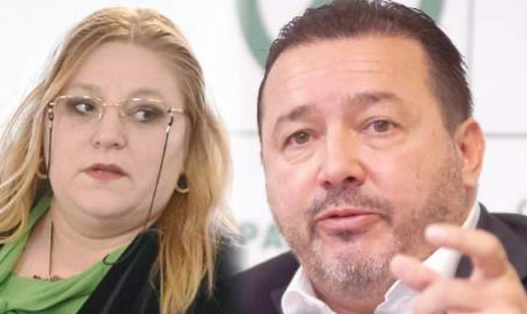 Șoșoacă și mitraliera. Alianțe contra naturii politice 18883537