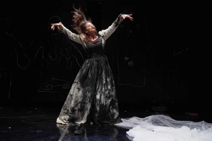 Spectacolul Porno – Povestea soției mele revine în programul Teatrului Maghiar de Stat Cluj! 18883540