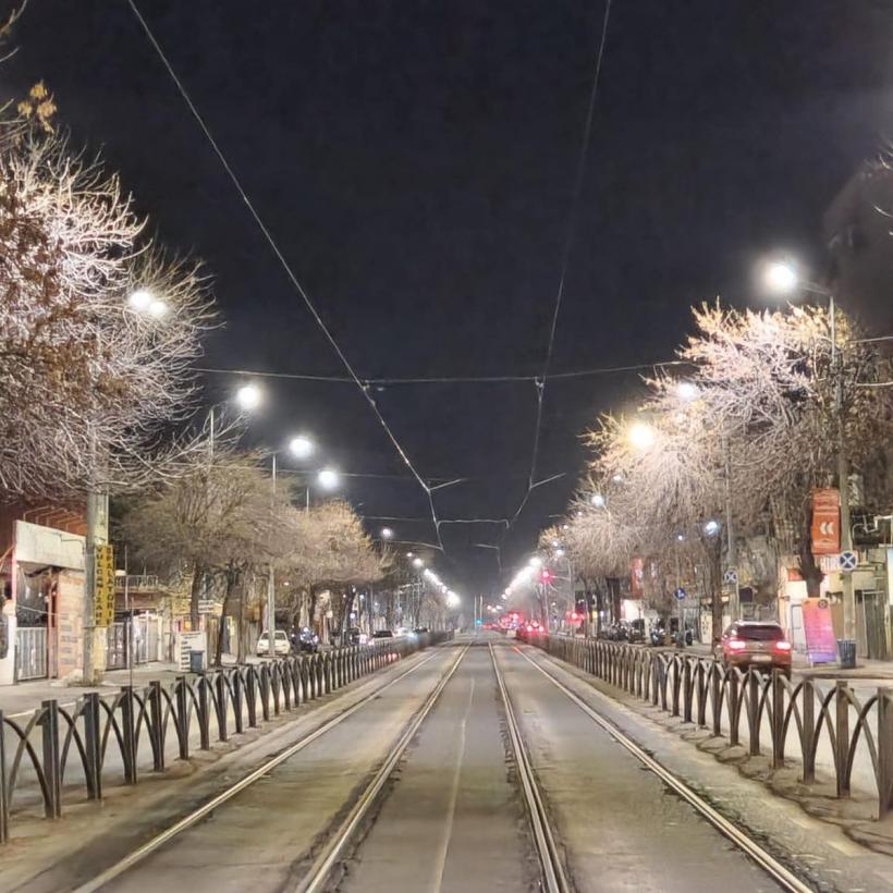 Mii de aparate de iluminat stradal LED și sute de aparate de iluminat pietonal, montate în Capitală 18883823