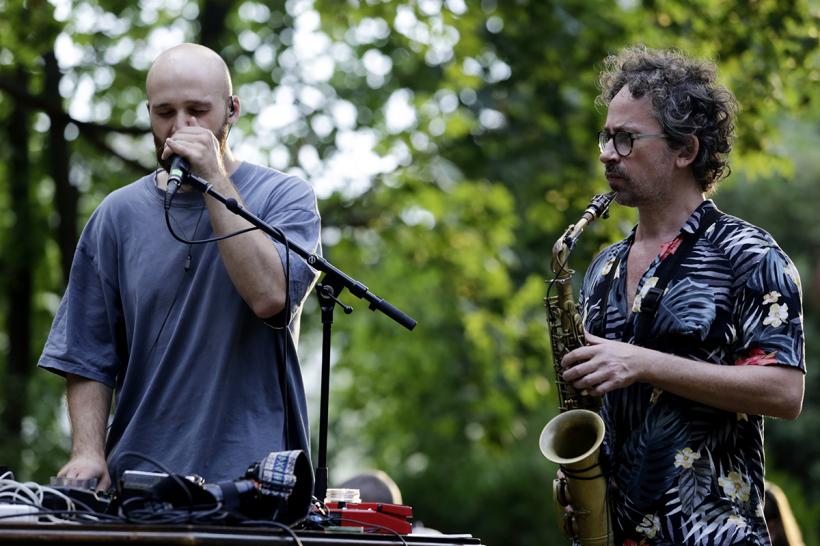 Mind-moving: programul de art-terapie se închide pe 21 februarie cu un eveniment special. Performance, talk-uri cu specialiști și un concert live așteaptă publicul la Arcub 18883752