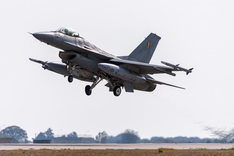 SUA a aprobat vânzarea de avioane F-16 către Turcia
