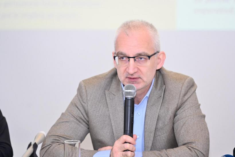 Împăcare de 11 milioane de euro între bănci și datornici 18884074