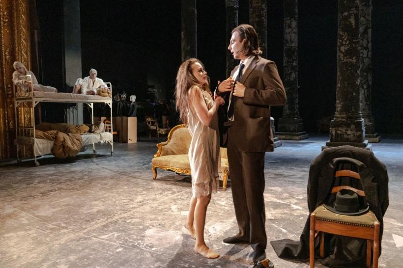 Eveniment excepțional pe scena Teatrului Național Iași: premiera pe țară „O tragedie veninoasă” după „Women beware women” de Thomas Middleton, în regia lui Silviu Purcărete 18884225