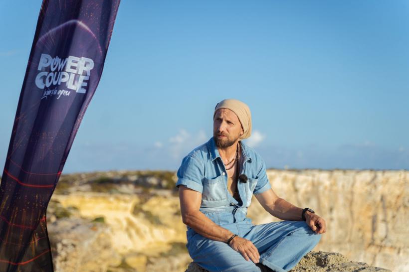 Băieții, panicați înainte de proba lor de la Power Couple - Calcule la rotisor! Emi Popescu: „Când am văzut că ne învârtim într-o mașină, am înțeles că va fi rău!” 18884156