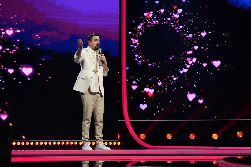 Cosmin Natanticu deschide cel mai nou sezon iUmor și dă de pământ cu Valentine’s Day: „E disperată după cadouri și e din ce în ce mai greu să o impresionez!” 18884487