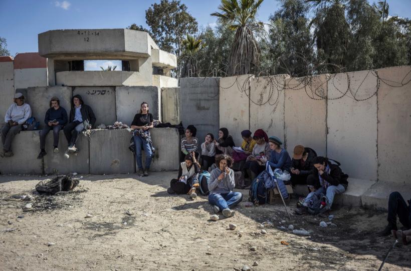 Egiptul ridică un zid de 5 m la granița cu Gaza 18884905