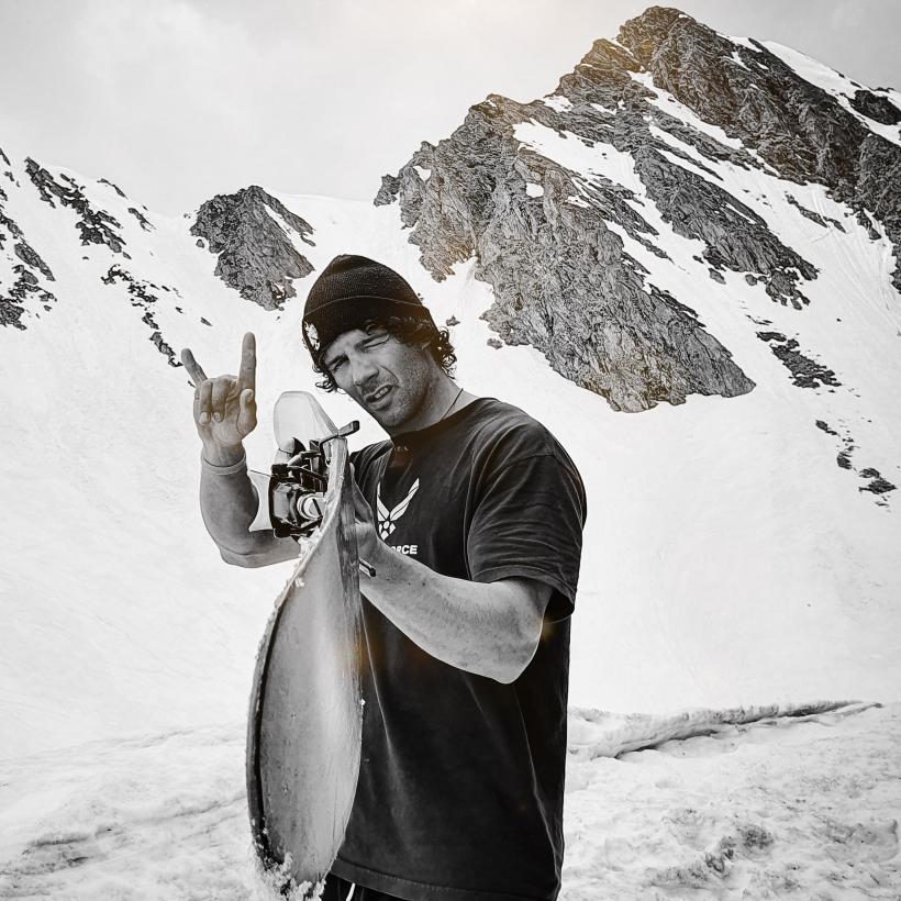 El este tânărul salvamontist din Sibiu ucis de avalanșă: Munții au însemnat totul pentru Pogo  18885075