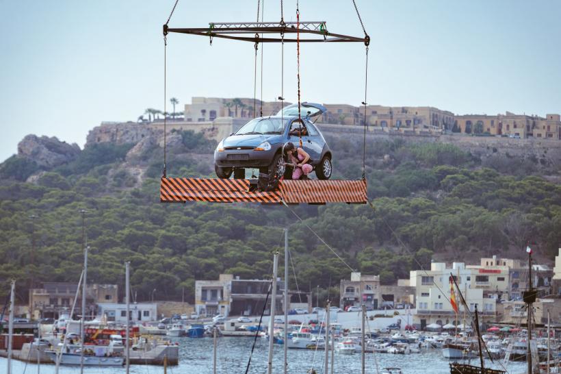 Diseară, la Power Couple România, fetele schimbă o roată la 30 de metri înălțime! Moment tensionat pentru una dintre perechi: Dani Oțil oprește proba unei concurente 18885436